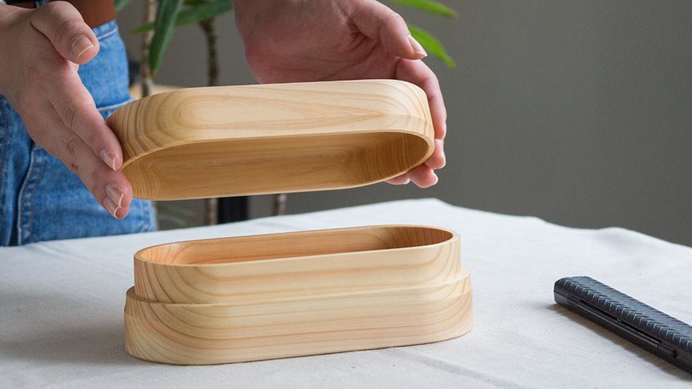 木のお弁当箱