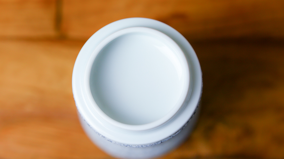 aroma-diffuser-above