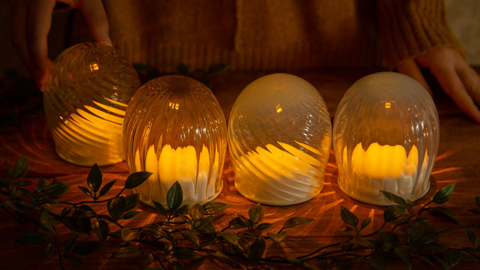 four-LED-in-the-dark-room