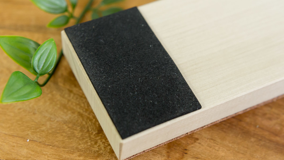 back-of-razor-strop