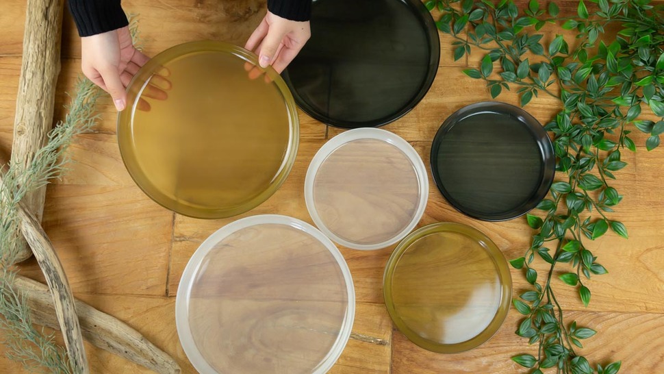 five-plates-on-the-table