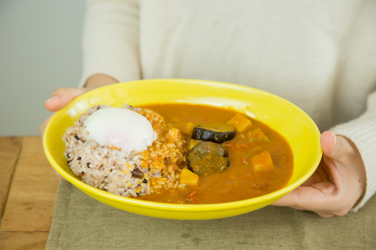 食事でストレスを感じさせないお皿