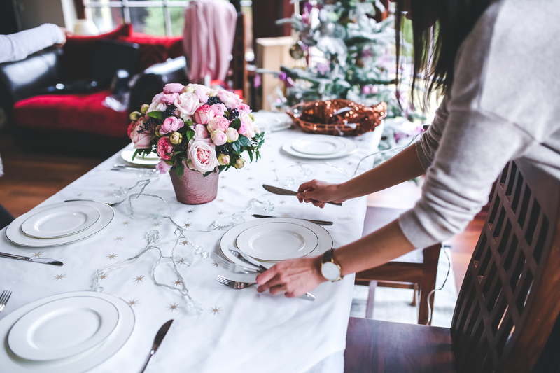 setting dinner