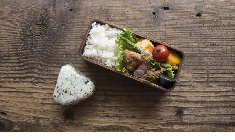 うるしの弁当箱特集おにぎり