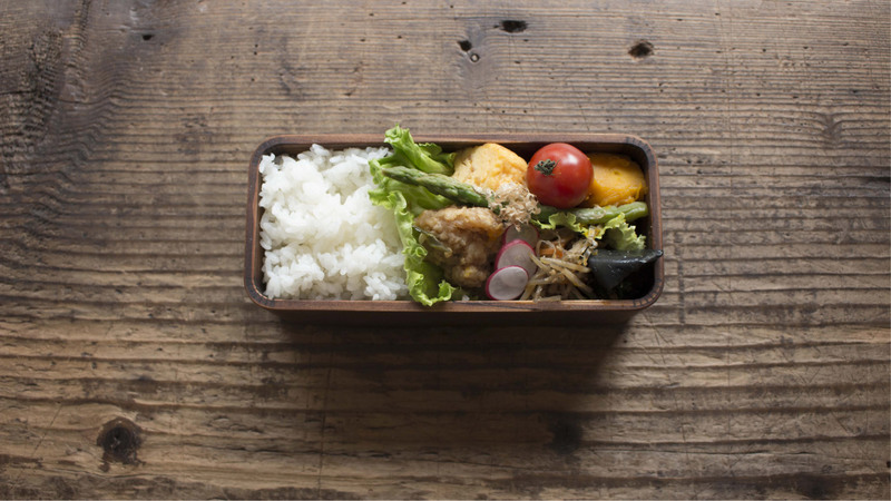 うるしのお弁当箱引き