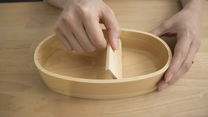 漆屋はやし紀州ひのきのお弁当箱中身