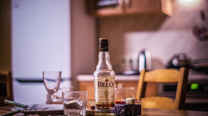 ウィスキーとテーブルコーディネート