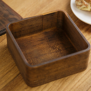 うるしの弁当箱 (正方形)